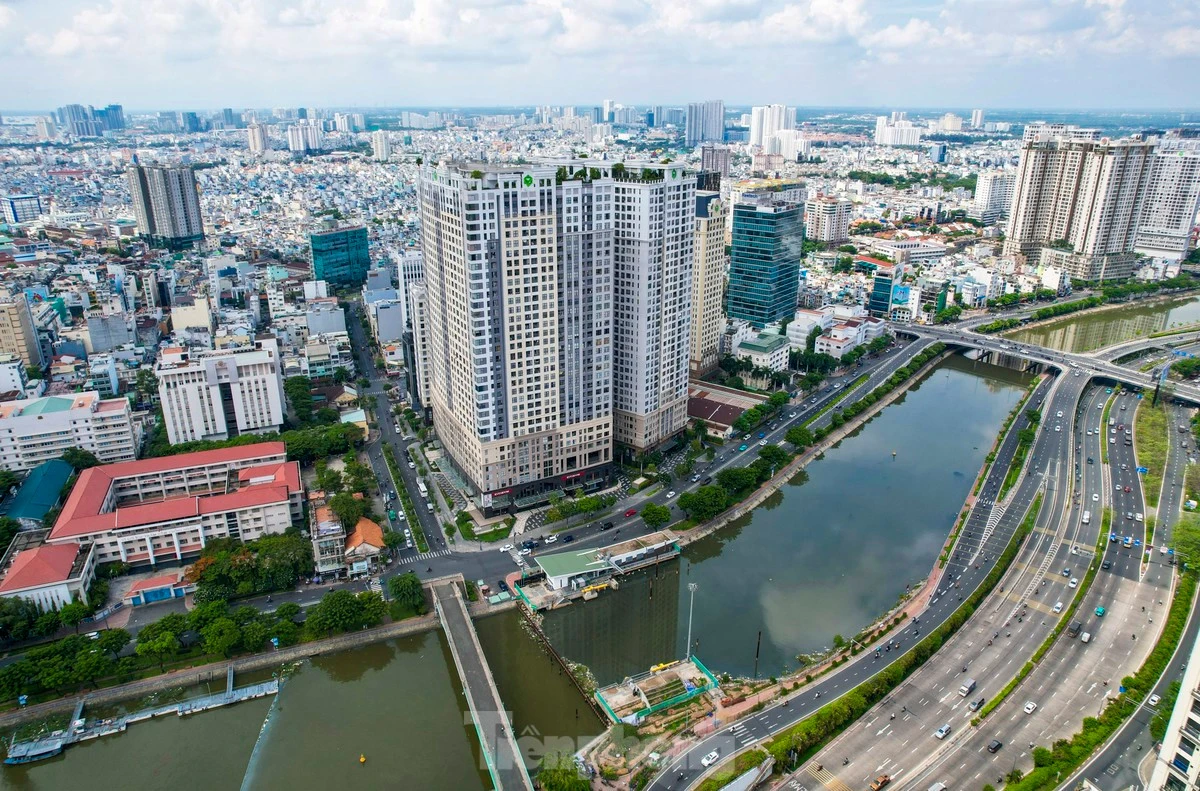 Thị trường nhà ở TP.HCM quý III/2025 sôi động với 26 dự án mới 2 Thị trường nhà ở TP.HCM quý III/2025 sôi động với 26 dự án mới - 60s Hôm nay