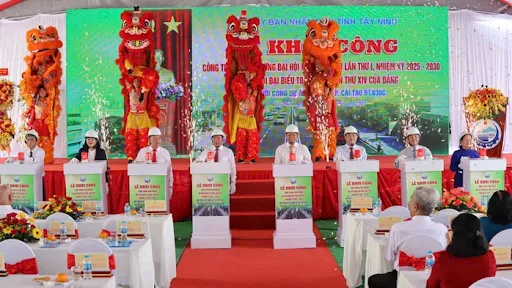 Tây Ninh đầu tư 1.850 tỷ đồng làm đường 9km kết nối TP.HCM, mở rộng 6 làn xe. Ảnh: Người lao động