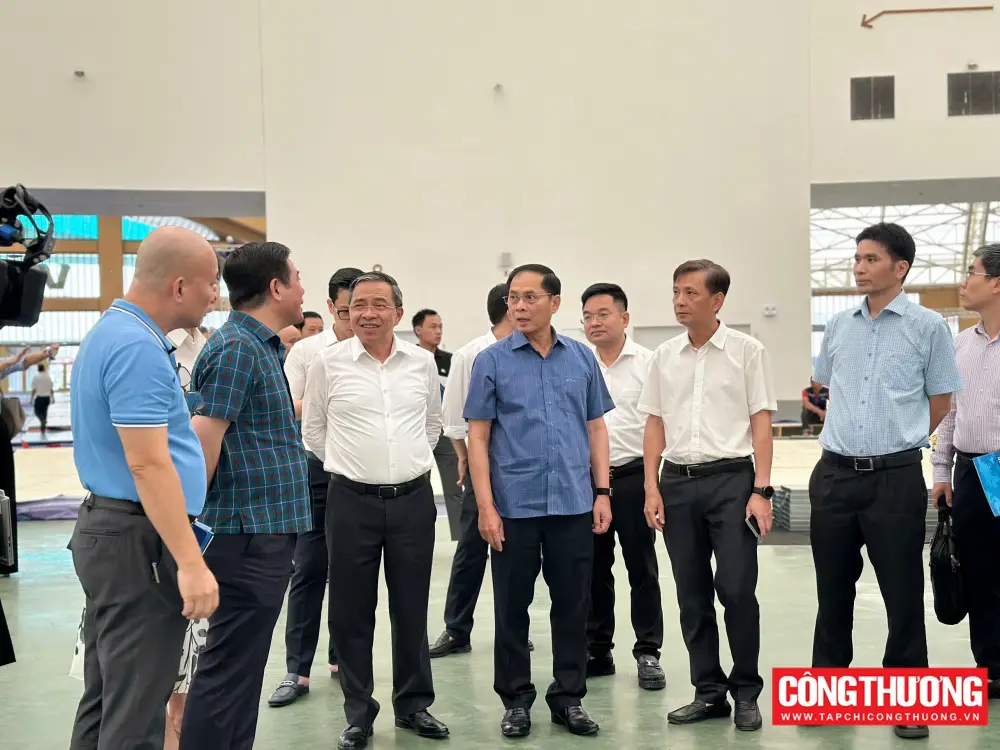 Hội chợ Mùa Thu 2025 sẵn sàng khai mạc, công tác chuẩn bị đảm bảo đúng tiến độ 2 Hội chợ mùa thu - 60s Hôm Nay