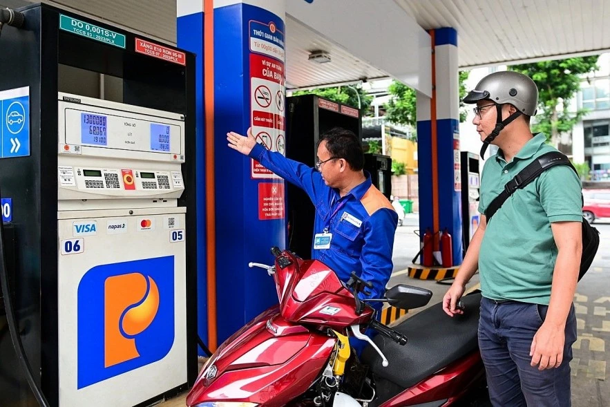 Giá xăng dầu 20/11: Giảm đồng loạt theo kỳ điều hành. Ảnh: Internet