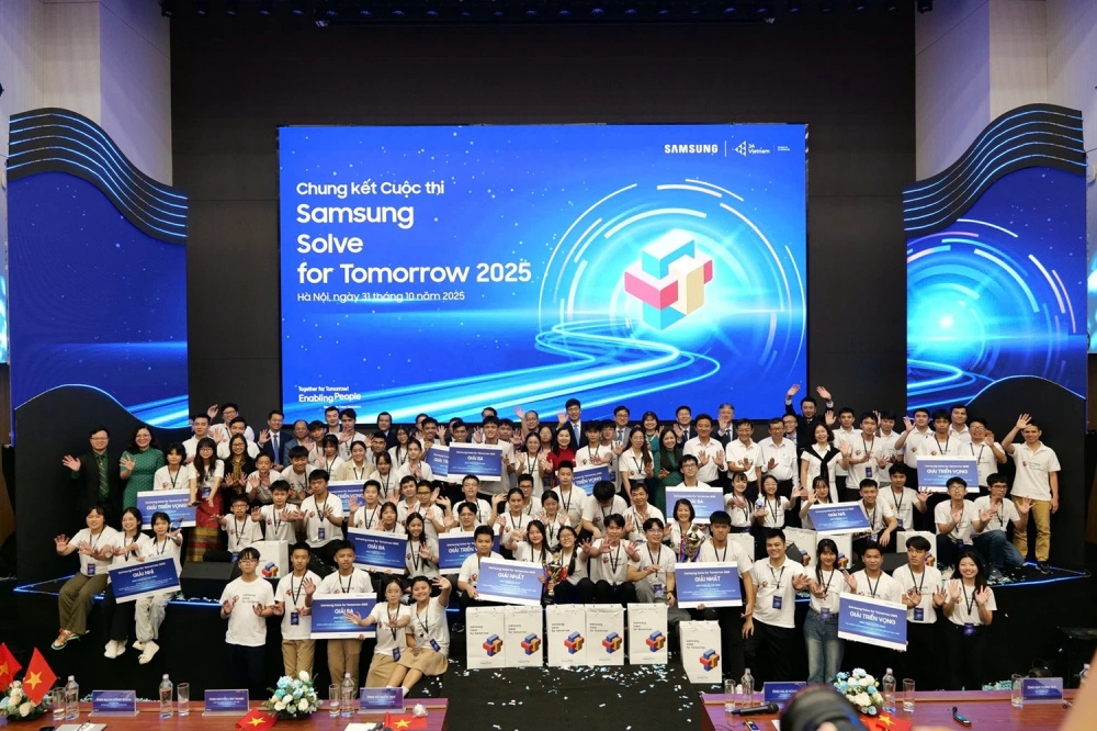 Tôn vinh tài năng trẻ trong Samsung Solve for Tomorrow 2025
