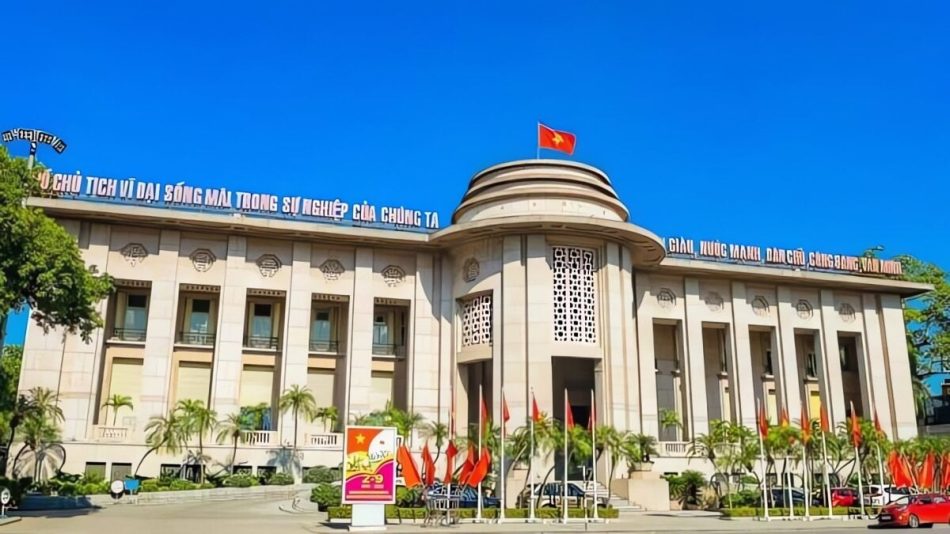 Ngân hàng giảm lãi 2% hỗ trợ khách vay khắc phục thiệt hại sau bão 3 NHNN yêu cầu hỗ trợ khách vay sau lũ - 60s Hôm Nay