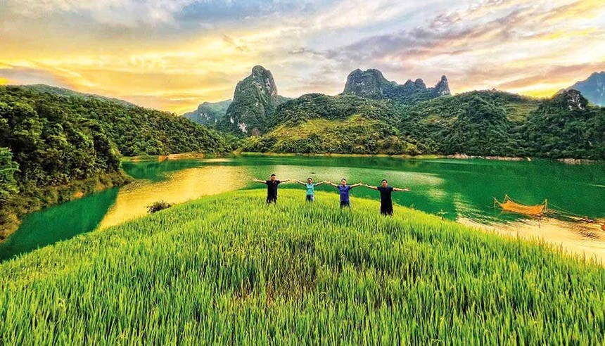 Du lịch vùng cao đón mùa thu - đông khởi sắc 4 Du lịch vùng cao đón mùa thu - đông khởi sắc. Ảnh: tinnhanhchungkhoan.vn - 60s Hôm nay