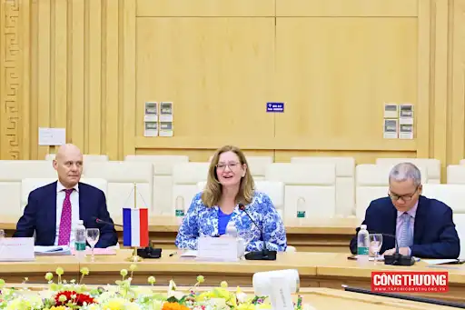 Việt Nam - 60s Hôm Nay