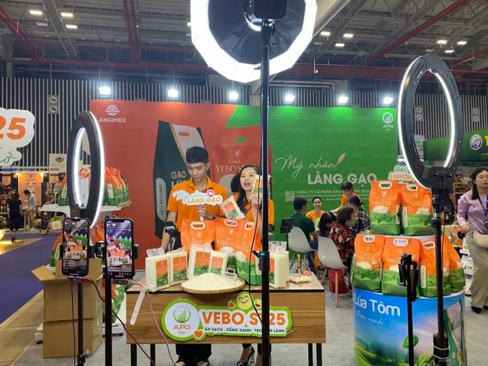 Doanh nghiệp Việt đẩy mạnh thương mại điện tử xuyên biên giới 4 doanh nghiệp Việt