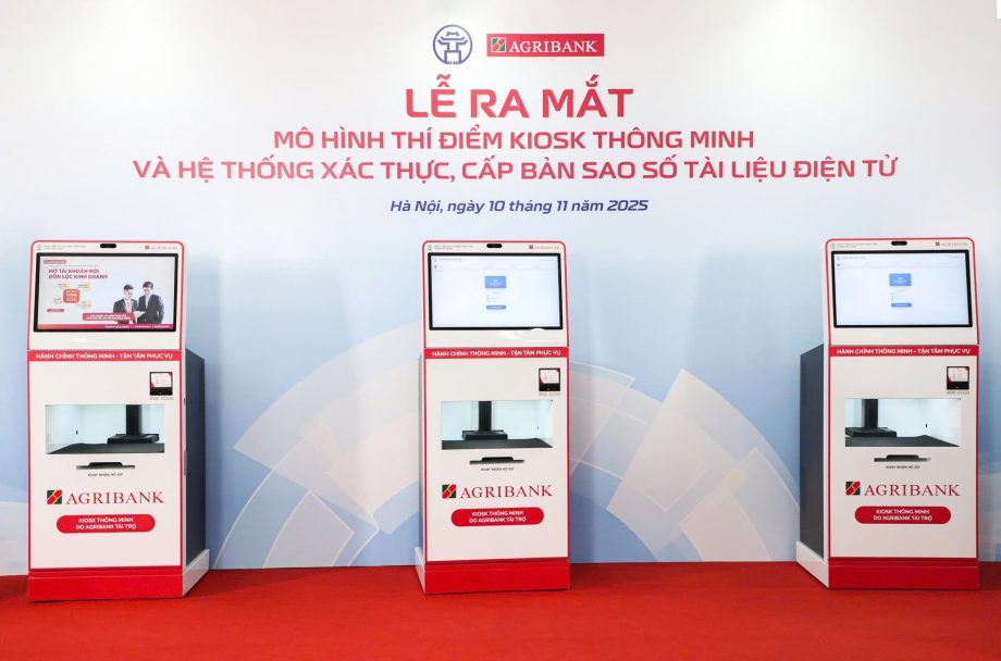 Agribank tài trợ 10 Kiosk thông minh thúc đẩy chuyển đổi số Hà Nội 4 Kiosk Agribank tài trợ - 60s Hôm Nay