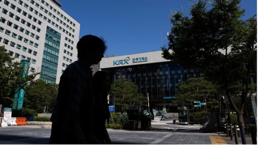 Nhà đầu tư Hàn Quốc phải xem video đào tạo trước khi mua ETF đòn bẩy 4 nhà đầu tư