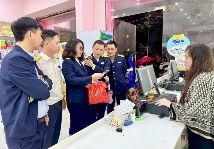 Hà Nội tăng tốc bỏ thuế khoán, hỗ trợ hộ kinh doanh chuyển đổi số từ 2026 2 thuế khoán