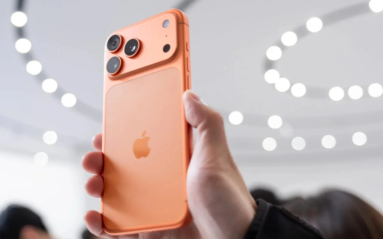 iPhone 17 giúp Apple có một năm kỷ lục 