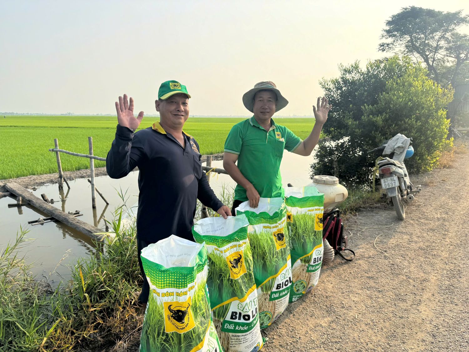 Từ “Đất khỏe, cây trồng khỏe” đến mục tiêu giảm phát thải ngành lúa gạo 1 đất khỏe